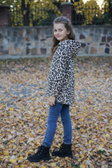 Lehká mikina ve stylu kardiganu Lehká mikina ve stylu kardiganu