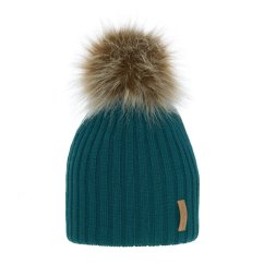 Stylová zimní čepice s bambulí – smaragdově zelená