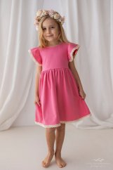 Šaty Lily Grey exkluzivně na Malvinka.cz – kvalitní design, který nadchne.