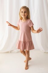 Dívčí šaty Danča ve starorůžové – pohodlné a stylové.