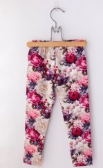 Barevné legíny plné květů/malvinka.cz Barevné legíny plné květů/malvinka.cz