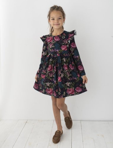 Romantické dívčí šaty s květy a dlouhým rukávem