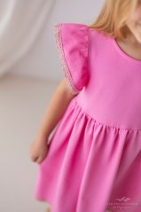 Malvinka.cz nabízí exkluzivní dětské šaty Lily Grey, které spojují kvalitu a eleganci.