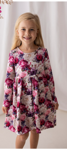 Něžné dívčí šatičky v růžových tónech