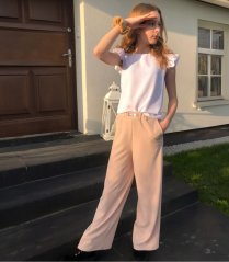 Dívčí béžové kalhoty s gumou v pase – stylový základ pro každý den