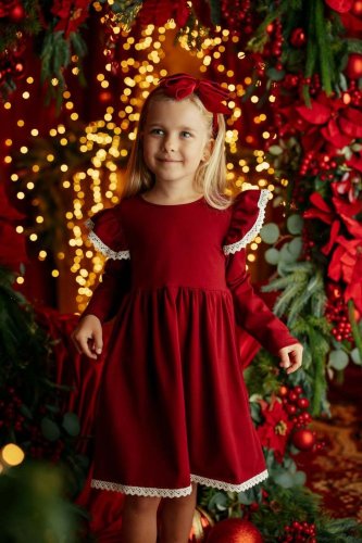 Dívčí šaty tmavě červenou barvu s nádechem do vínové Lily Grey s krajkou