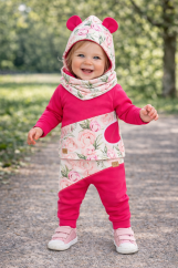 Dívčí souprava květiny – pohodlí a styl pro malé parádnice