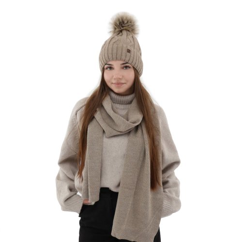 Elegantní šála pro chladné dny – perfektní doplněk!