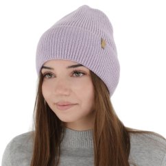 elegantní zimní čepice – praktický a stylový doplněk do mrazivého počasí