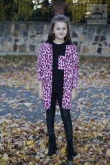 Stylový dětský kardigan s leopardím vzorem Stylový dětský kardigan s leopardím vzorem
