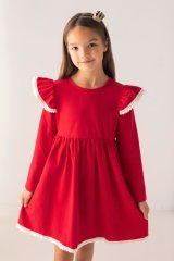 Elegantní dívčí šaty v červené barvě s krajkou