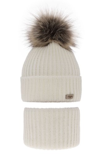 Dívčí čepice a tunel Willow