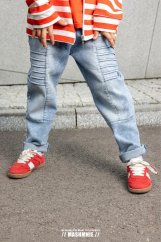 Baggy jeans pro kluky v trendy modrém provedení – pružný pas a volný střih pro pohodlné nošení. | Malvinka.cz
