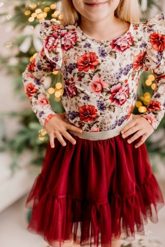 Dívčí květinová bluzka s dlouhým rukávem a volánky na ramenou/malvinka.cz