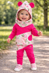 Roztomilá květinová souprava s kapucí s oušky