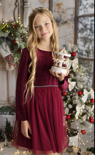 Dívčí šaty Mája